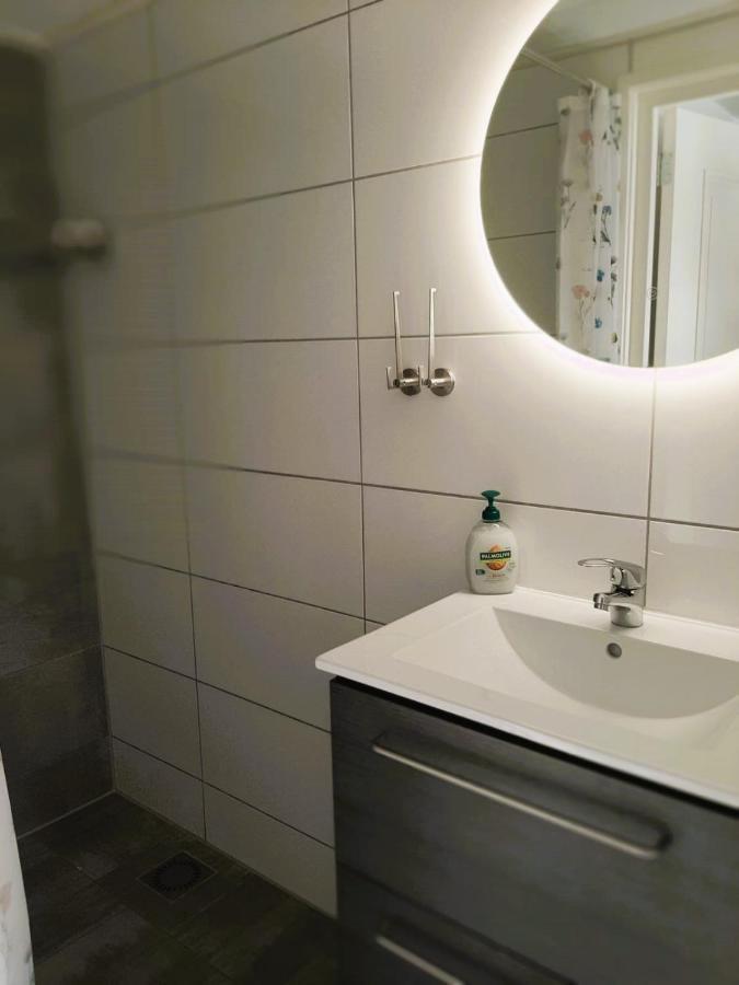 德拉赫滕Grutsk Op 12住宿加早餐旅馆 外观 照片